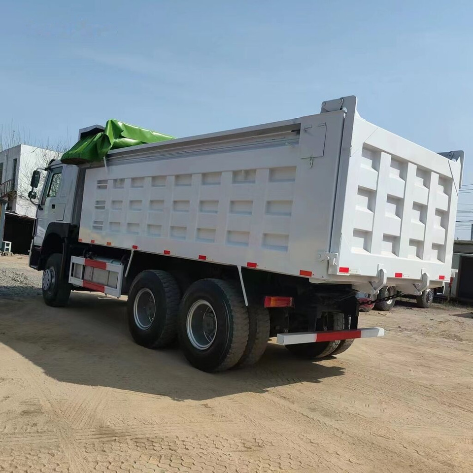 Howo 371 6x4 - Autocarro ribaltabile: foto 1 Howo 371 6x4 - Autocarro ribaltabile: foto 1