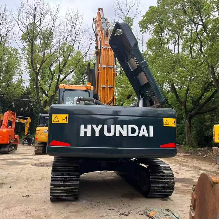 Hyundai Robex 220 LC-9S - Escavatore cingolato: foto 1 Hyundai Robex 220 LC-9S - Escavatore cingolato: foto 1