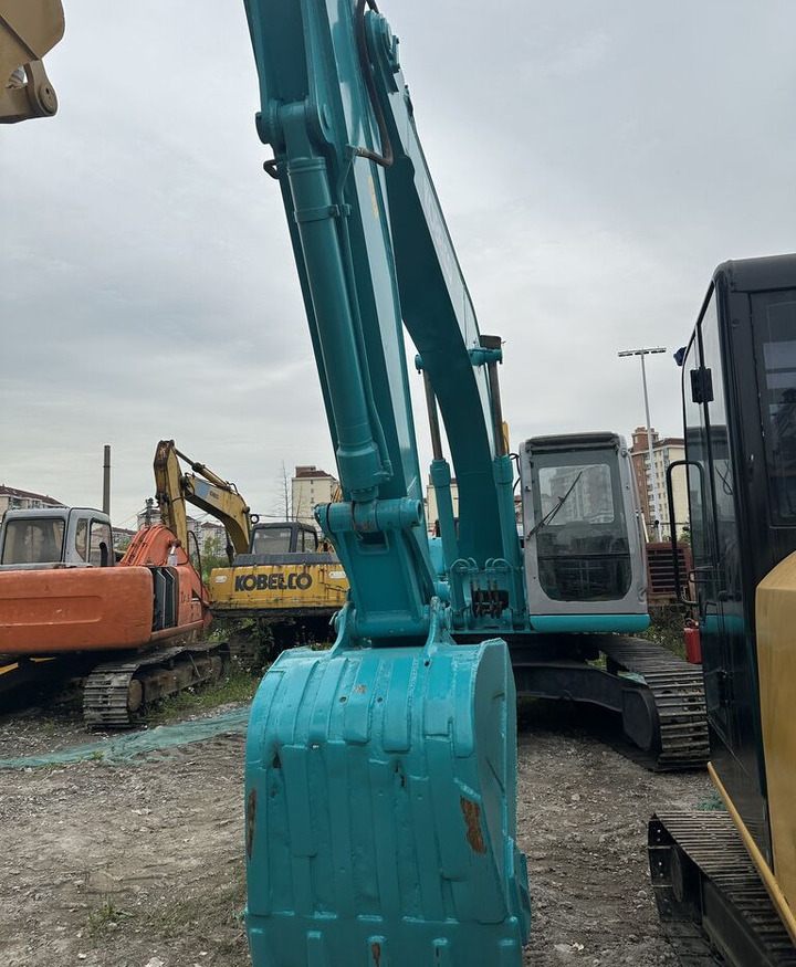 Kobelco SK200 - Escavatore cingolato: foto 2 Kobelco SK200 - Escavatore cingolato: foto 2
