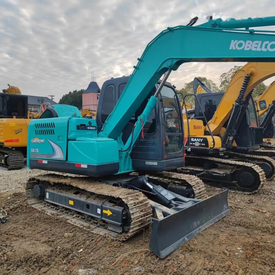 Kobelco SK75 - Miniescavatore: foto 1 Kobelco SK75 - Miniescavatore: foto 1