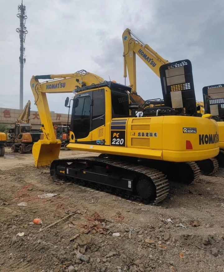 Komatsu PC220-8 - Escavatore cingolato: foto 2 Komatsu PC220-8 - Escavatore cingolato: foto 2