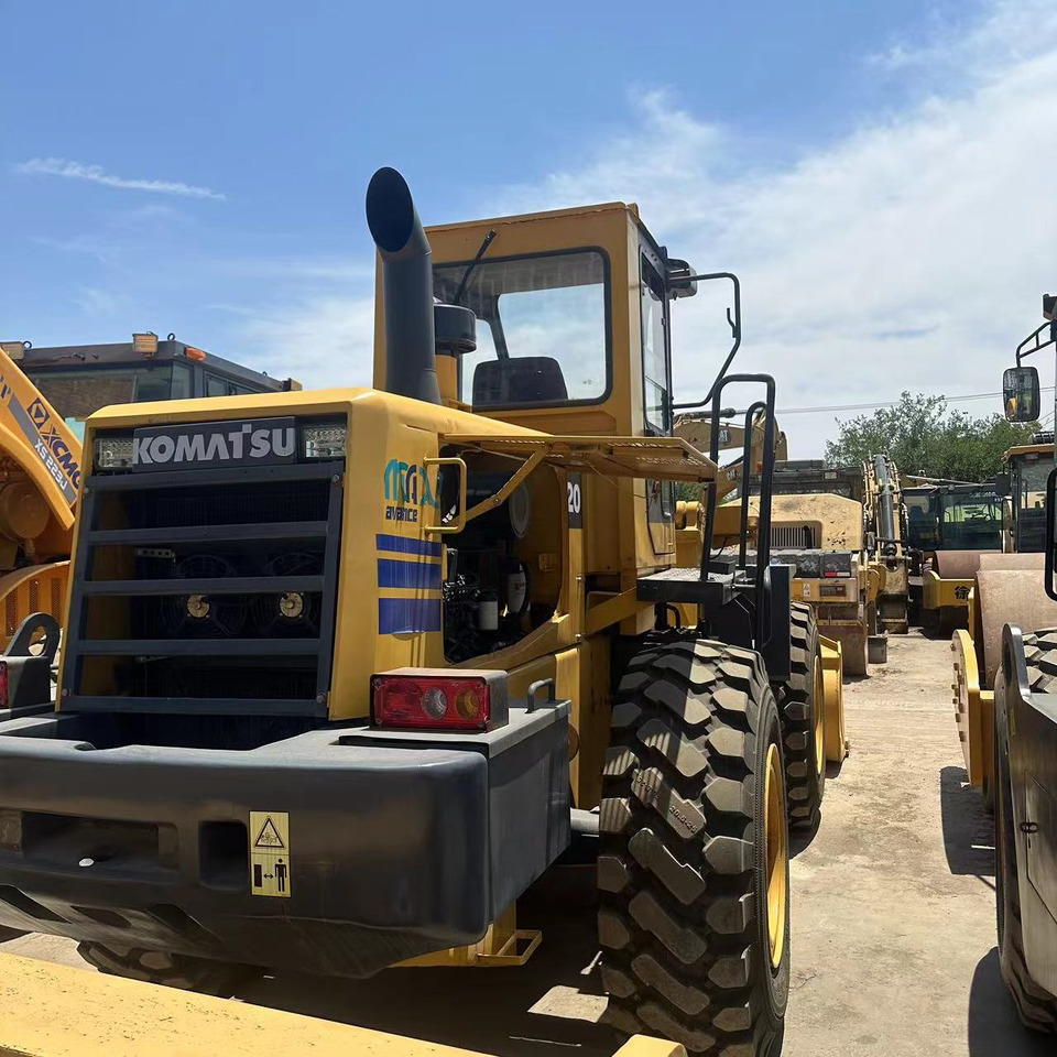 Komatsu WA320 - Pala gommata: foto 4 Komatsu WA320 - Pala gommata: foto 4