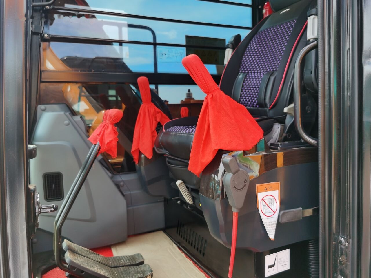 Sany SY75 - Escavatore cingolato: foto 4 Sany SY75 - Escavatore cingolato: foto 4