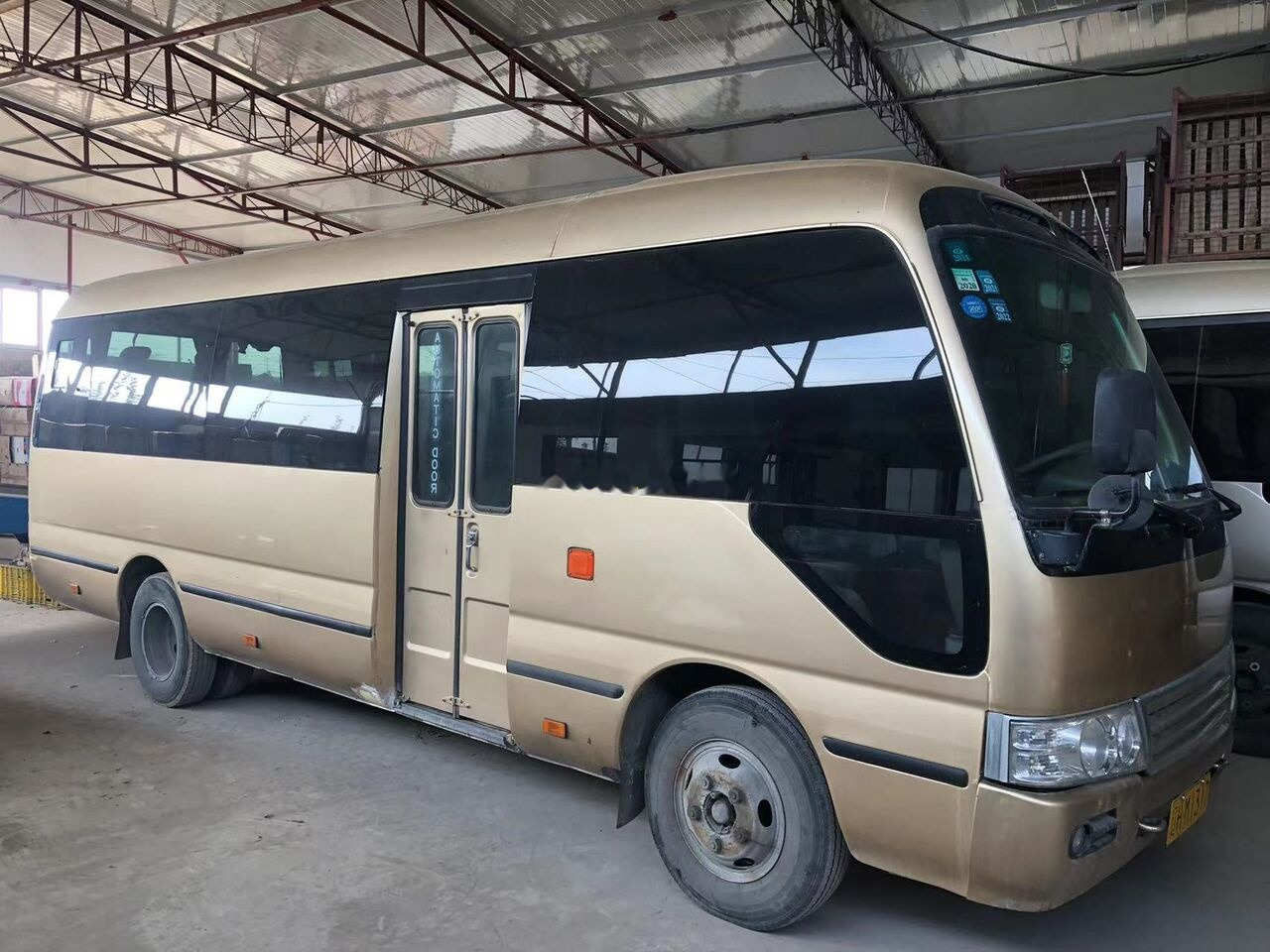 Toyota Coaster - Autobus urbano: foto 2 Toyota Coaster - Autobus urbano: foto 2