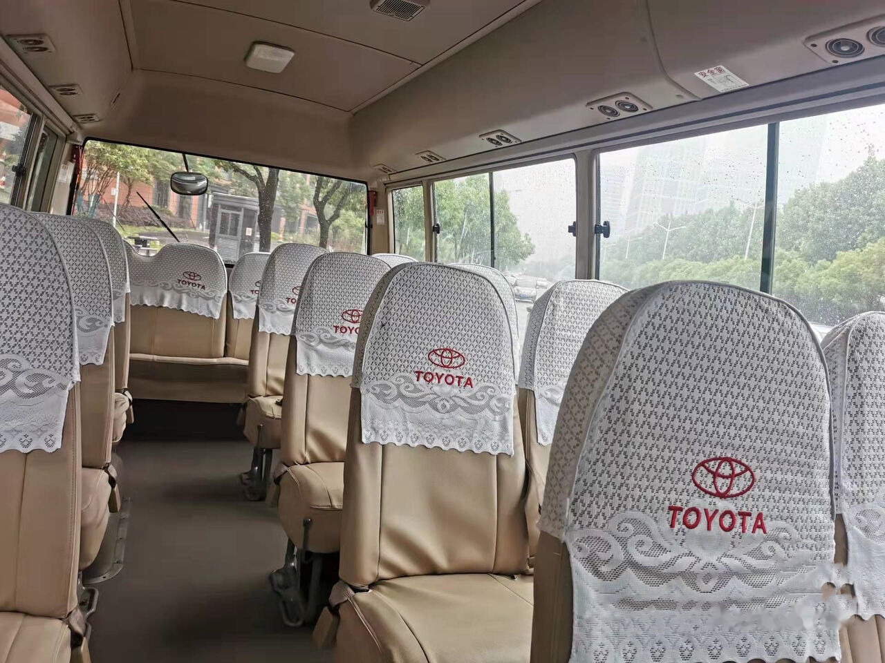 Toyota Coaster - Autobus urbano: foto 1 Toyota Coaster - Autobus urbano: foto 1
