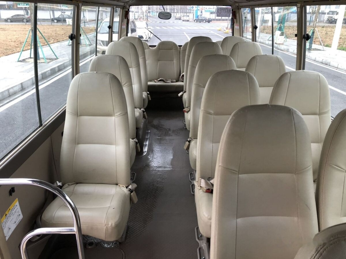 Toyota Coaster - Autobus urbano: foto 1 Toyota Coaster - Autobus urbano: foto 1