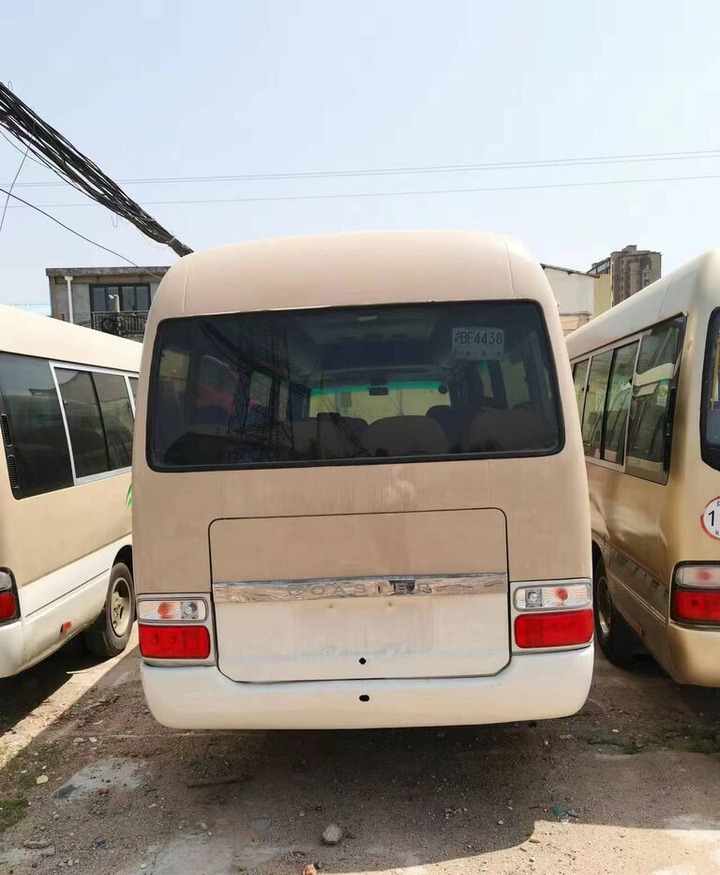 Toyota Coaster - Autobus urbano: foto 1 Toyota Coaster - Autobus urbano: foto 1