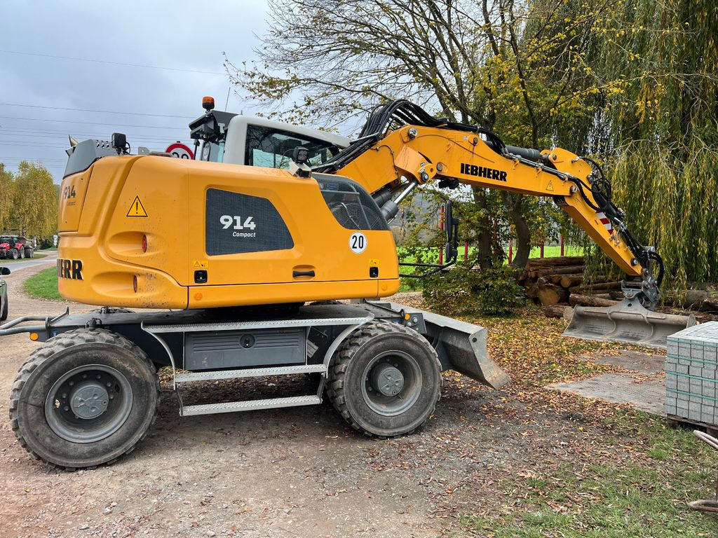 Liebherr A 914 Compact SW 33 Likufix - Escavatore gommato: foto 1 Liebherr A 914 Compact SW 33 Likufix - Escavatore gommato: foto 1
