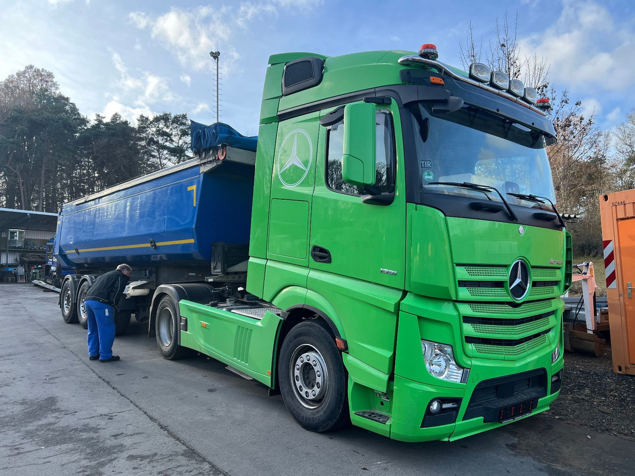 Mercedes-Benz 1851 - Trattore stradale: foto 1 Mercedes-Benz 1851 - Trattore stradale: foto 1