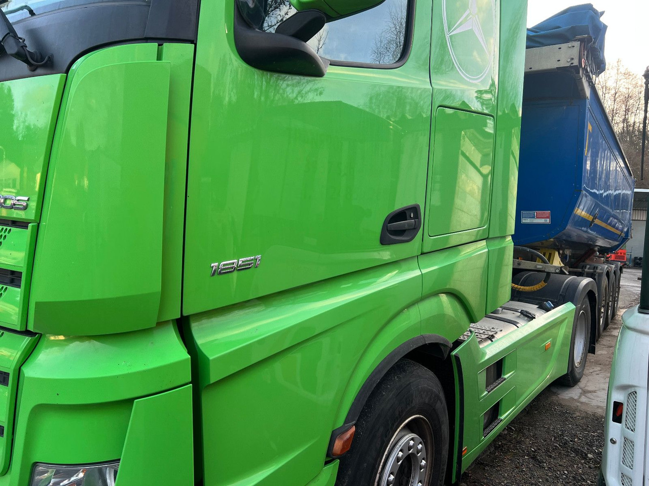 Mercedes-Benz 1851 - Trattore stradale: foto 2 Mercedes-Benz 1851 - Trattore stradale: foto 2