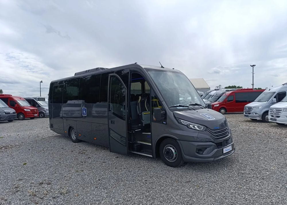 Iveco Mercus Daily 70C21 - Minibus, Pulmino: foto 3 Iveco Mercus Daily 70C21 - Minibus, Pulmino: foto 3