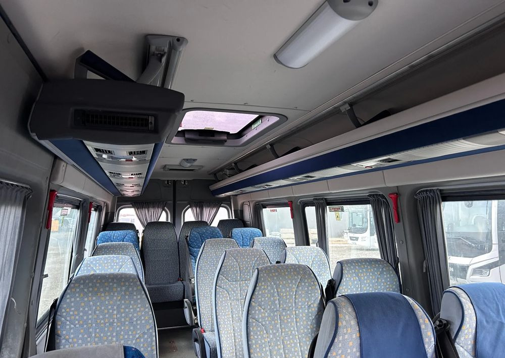 Minibus, Pulmino Mercedes-Benz Sprinter 519: foto 13