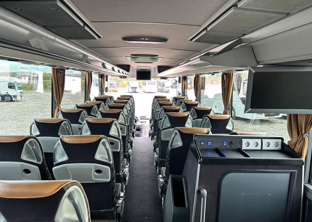 Pullman Mercedes-Benz Tourismo: foto 17 Pullman Mercedes-Benz Tourismo: foto 17