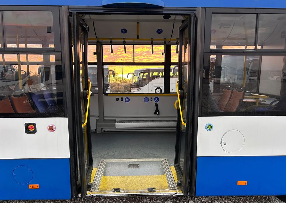 Solaris Urbino 10LE - Autobus urbano: foto 4 Solaris Urbino 10LE - Autobus urbano: foto 4