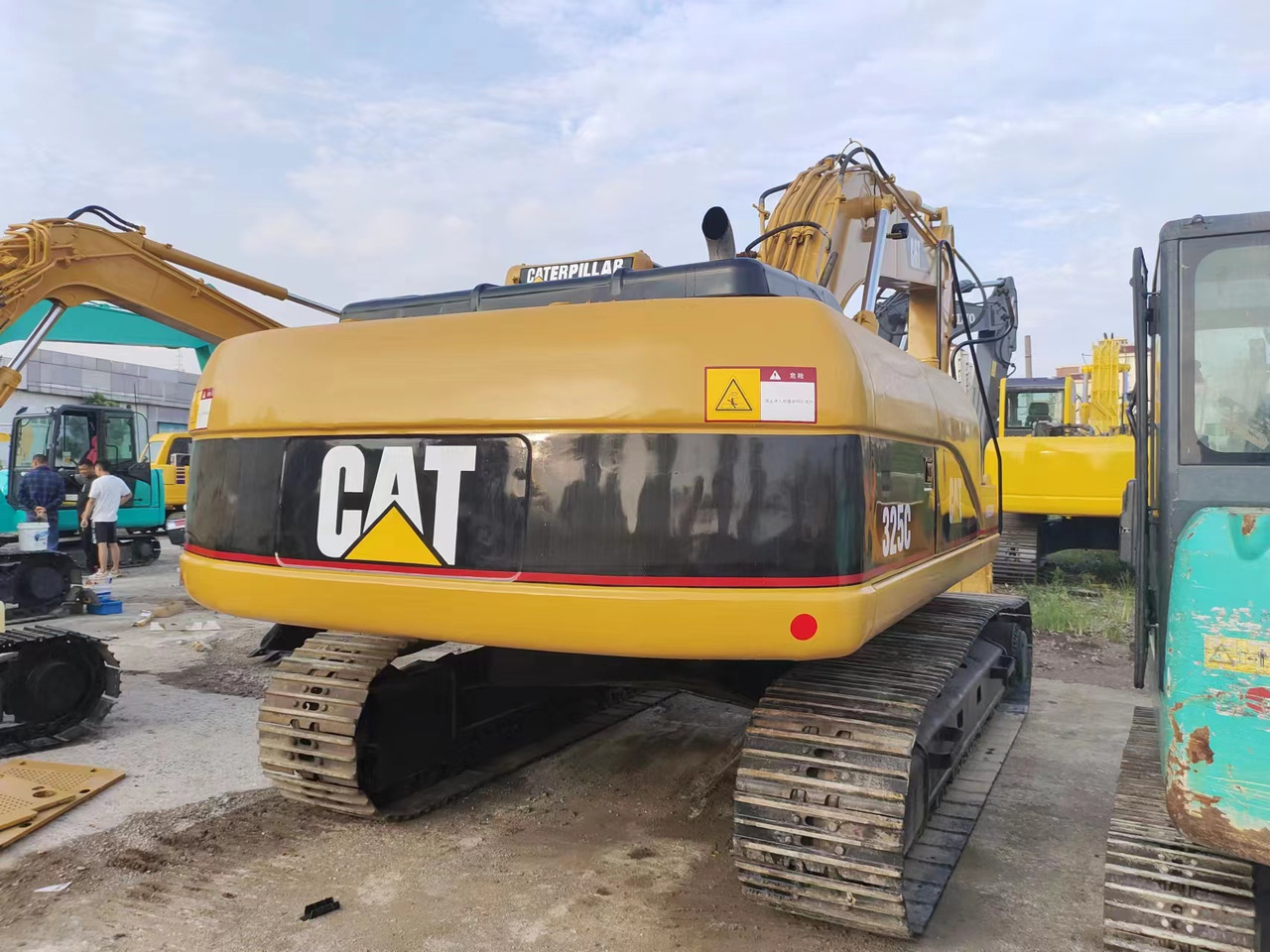 CATERPILLAR 325C - Escavatore cingolato: foto 5 CATERPILLAR 325C - Escavatore cingolato: foto 5