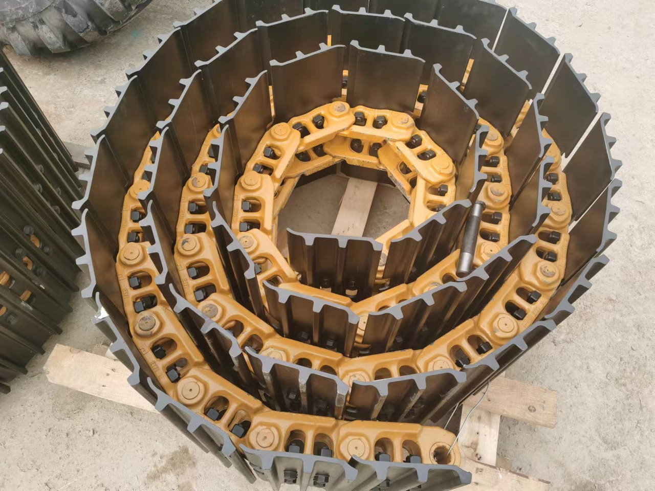 CATERPILLAR 600MM wxcavator track - Cingolo per Escavatore cingolato: foto 2 CATERPILLAR 600MM wxcavator track - Cingolo per Escavatore cingolato: foto 2