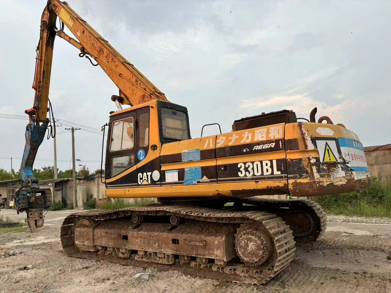 CATERPILLAR CAT 330BL Pile driver - Battipalo: foto 1 CATERPILLAR CAT 330BL Pile driver - Battipalo: foto 1