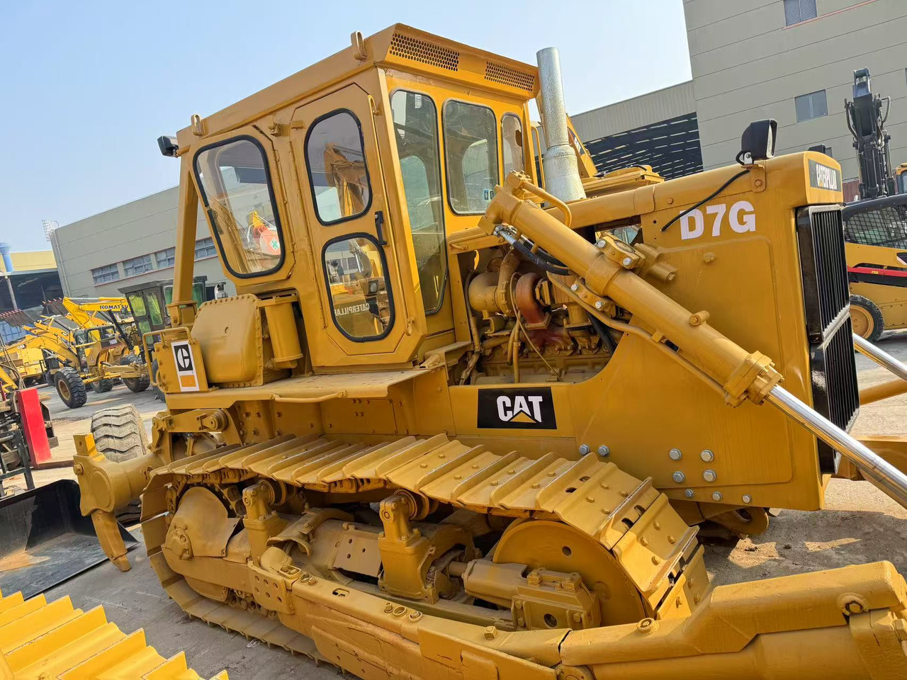 CATERPILLAR D7G - Bulldozer: foto 2 CATERPILLAR D7G - Bulldozer: foto 2