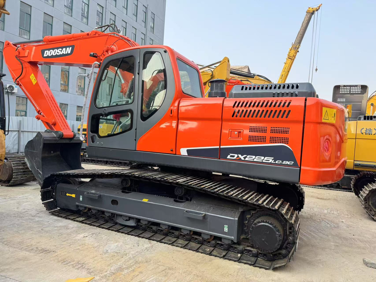 DOOSAN DX225 - Escavatore cingolato: foto 5 DOOSAN DX225 - Escavatore cingolato: foto 5