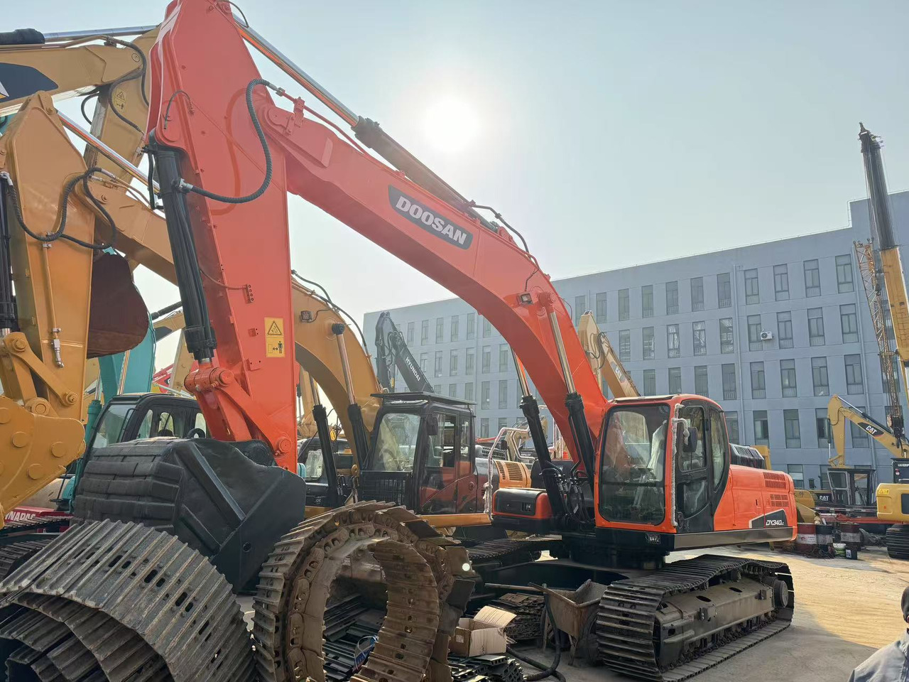 DOOSAN DX340LC - Escavatore cingolato: foto 2 DOOSAN DX340LC - Escavatore cingolato: foto 2