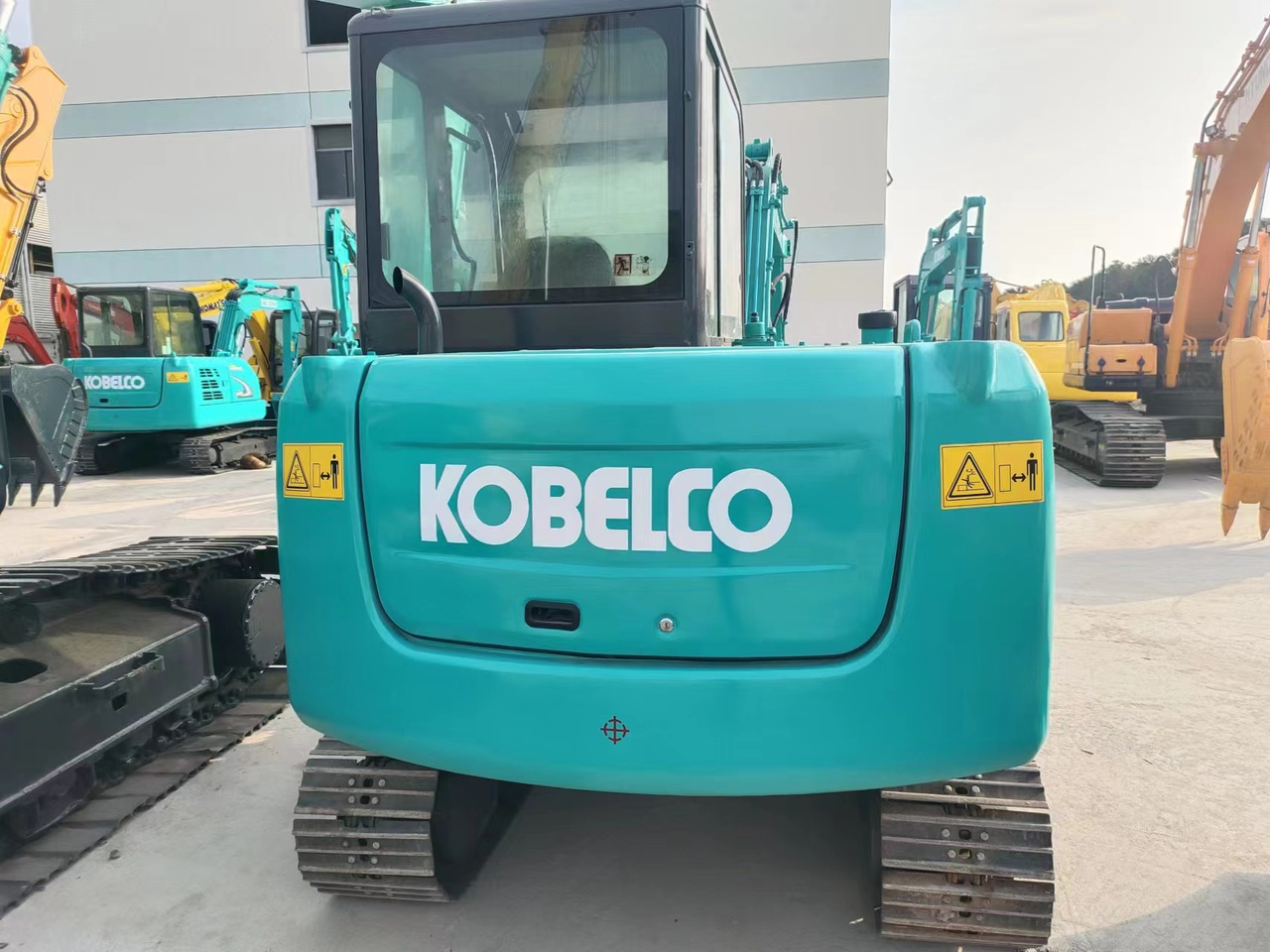 KOBELCO SK60-8 - Miniescavatore: foto 2 KOBELCO SK60-8 - Miniescavatore: foto 2