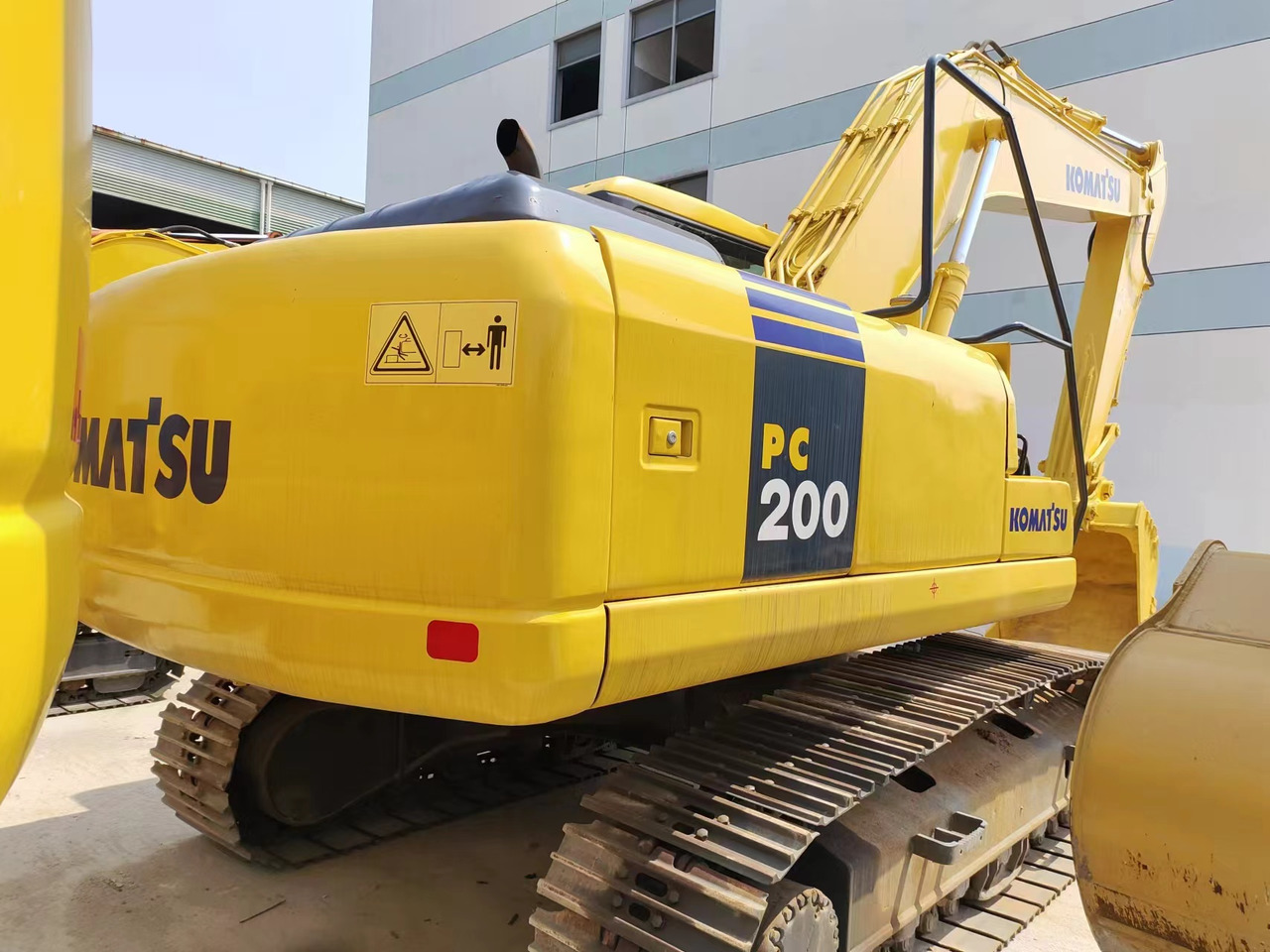 KOMATSU PC200-7 PC200 - Escavatore cingolato: foto 2 KOMATSU PC200-7 PC200 - Escavatore cingolato: foto 2