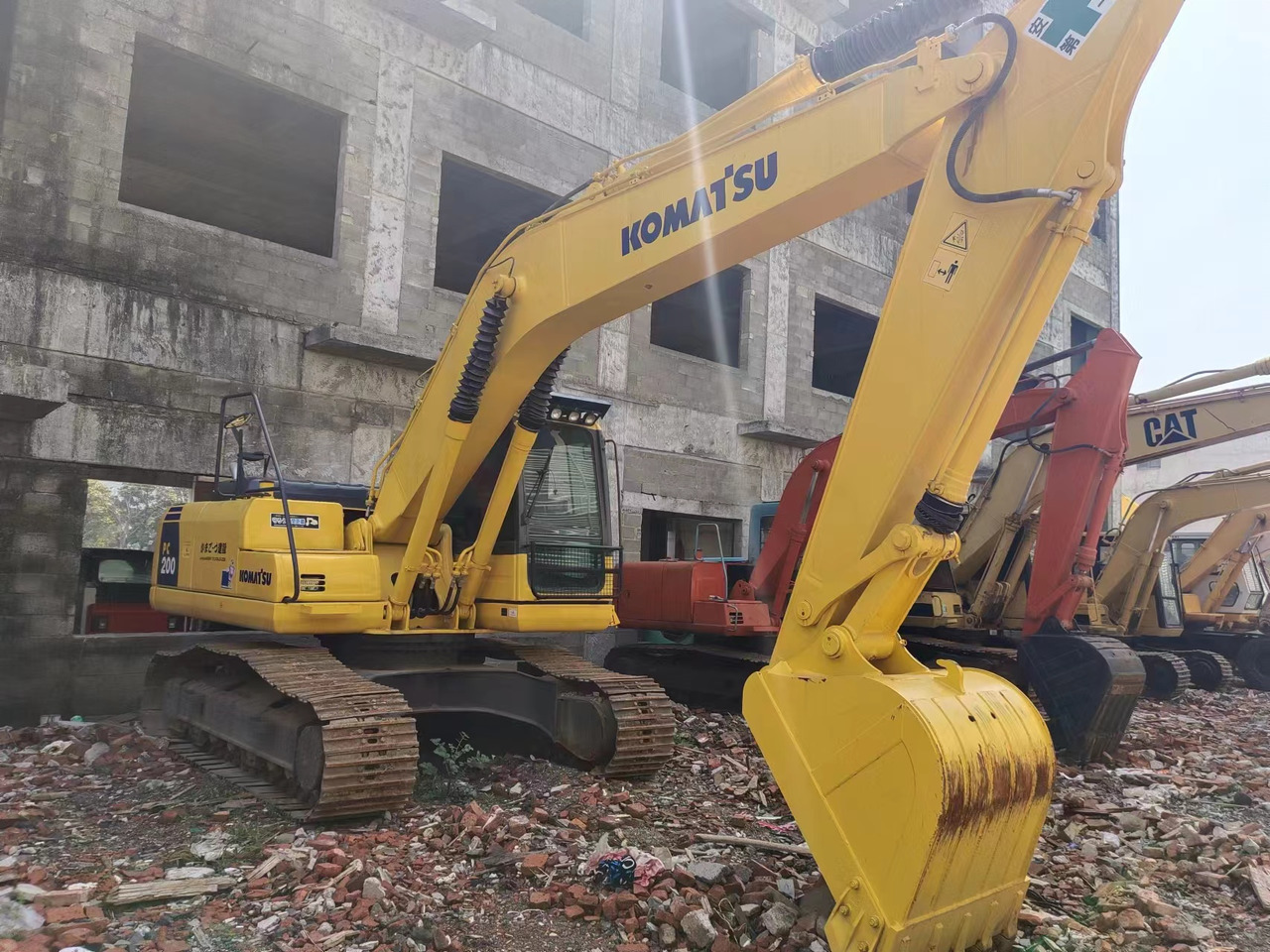 KOMATSU PC200-8 - Escavatore cingolato: foto 5 KOMATSU PC200-8 - Escavatore cingolato: foto 5