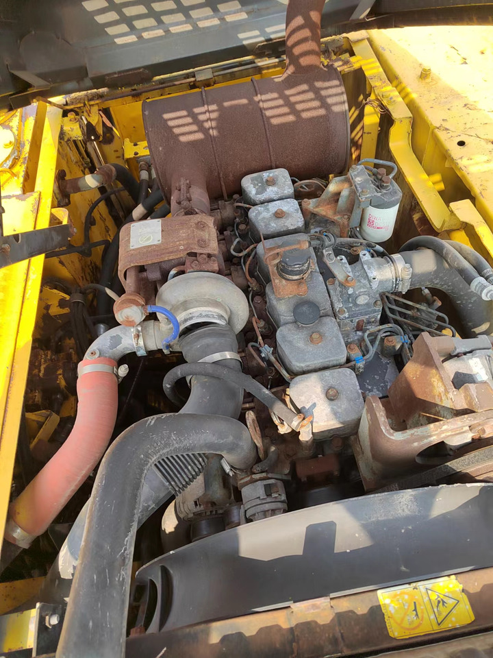 KOMATSU PC220-7 PC200-7 - Escavatore cingolato: foto 5 KOMATSU PC220-7 PC200-7 - Escavatore cingolato: foto 5