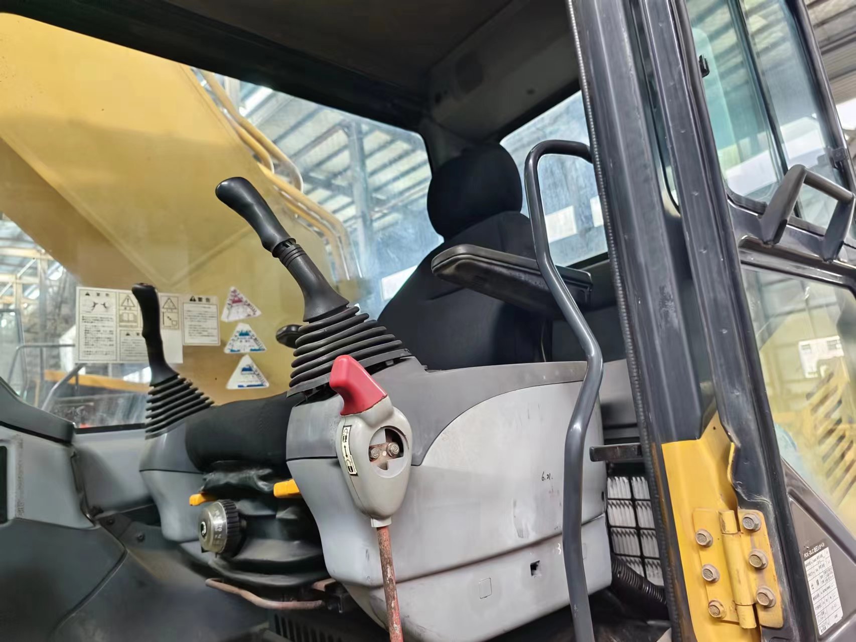 KOMATSU PC400-7 - Escavatore cingolato: foto 5 KOMATSU PC400-7 - Escavatore cingolato: foto 5