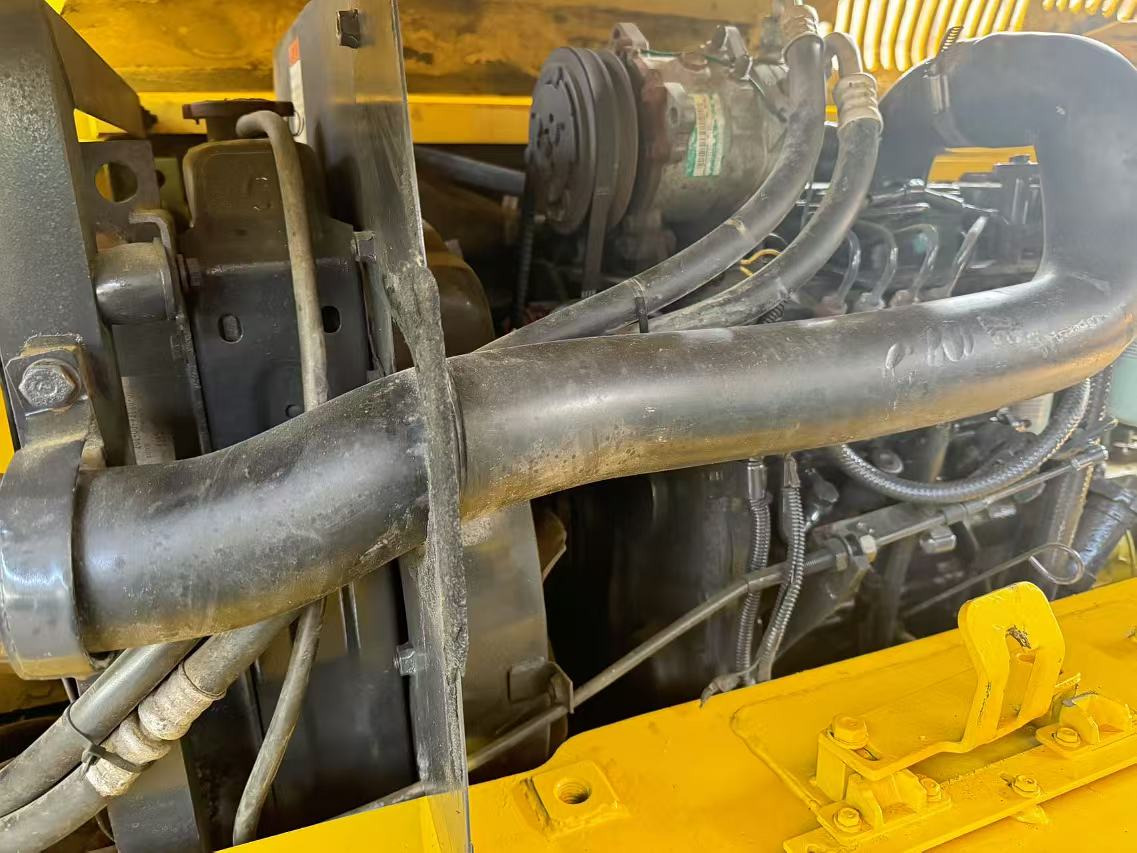 KOMATSU PC60-7 - Miniescavatore: foto 4 KOMATSU PC60-7 - Miniescavatore: foto 4