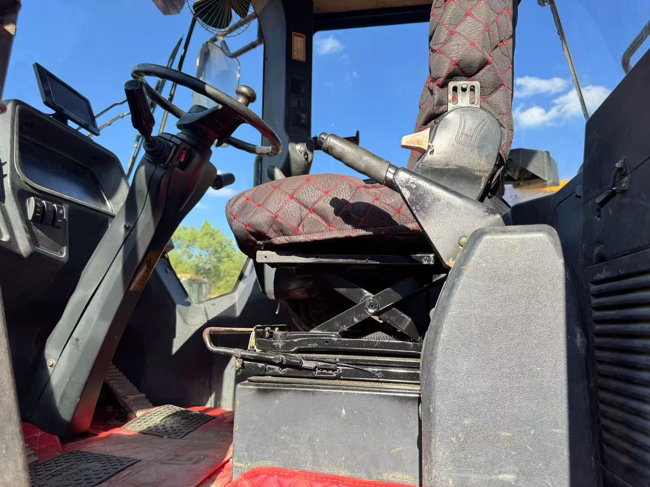 LIUGONG 856H - Pala gommata: foto 5 LIUGONG 856H - Pala gommata: foto 5