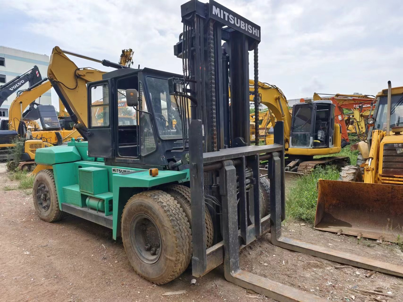 MITSUBISHI 16ton diesel forklift Japan made - Carrello elevatore diesel: foto 1 MITSUBISHI 16ton diesel forklift Japan made - Carrello elevatore diesel: foto 1