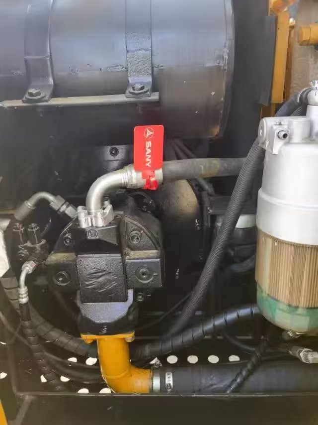 Miniescavatore SANY sy75c: foto 6 Miniescavatore SANY sy75c: foto 6