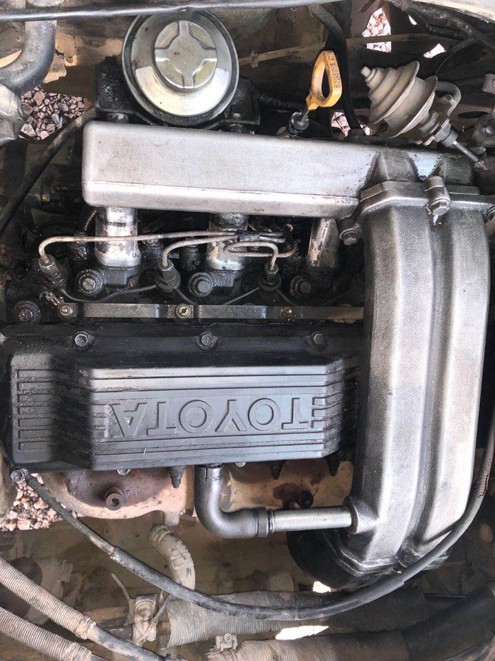 TOYOTA 1HZ DIESEL - Motore per Autobus extraurbano: foto 3 TOYOTA 1HZ DIESEL - Motore per Autobus extraurbano: foto 3