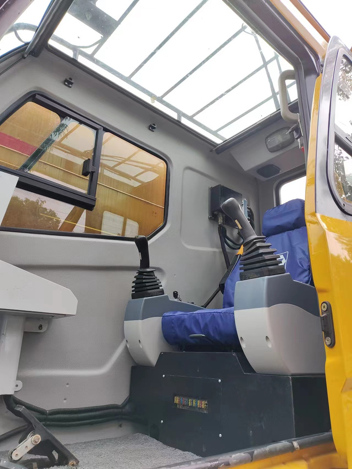 XCMG QY50K - Autogru: foto 5 XCMG QY50K - Autogru: foto 5