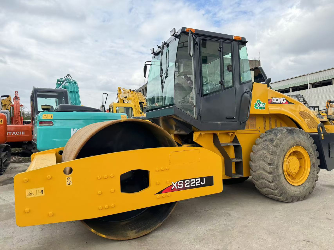 XCMG XS222J - Rullo compattatore/ Rullo compressore: foto 2 XCMG XS222J - Rullo compattatore/ Rullo compressore: foto 2