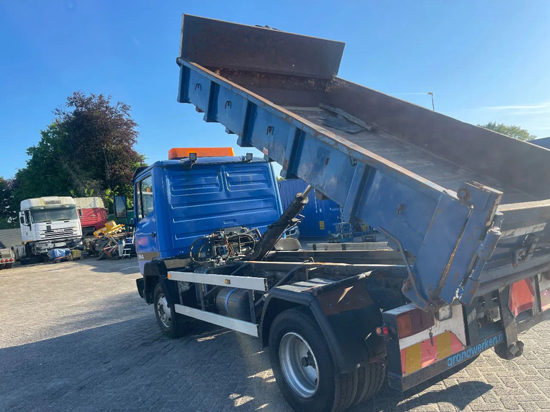 Mercedes-Benz 914 Tipper - Autocarro ribaltabile: foto 4 Mercedes-Benz 914 Tipper - Autocarro ribaltabile: foto 4