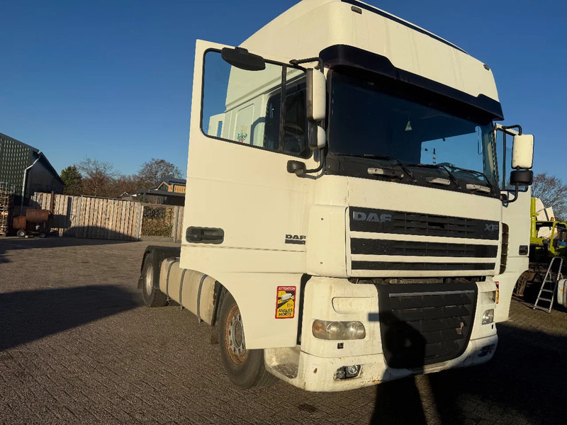 DAF XF 95.430 Tractor Unit - Trattore stradale: foto 1 DAF XF 95.430 Tractor Unit - Trattore stradale: foto 1
