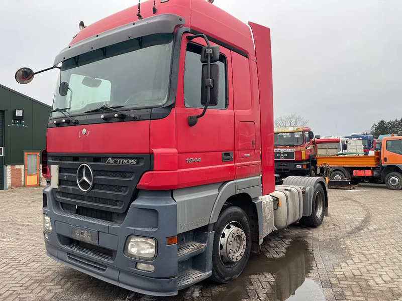 Mercedes-Benz Actros 1844 3 pedals - Trattore stradale: foto 3 Mercedes-Benz Actros 1844 3 pedals - Trattore stradale: foto 3