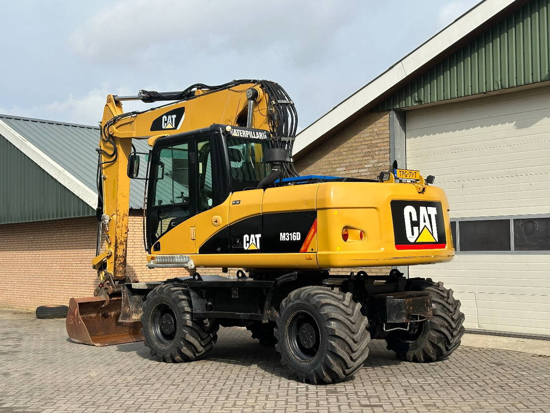 Caterpillar M316D - Escavatore gommato: foto 2 Caterpillar M316D - Escavatore gommato: foto 2