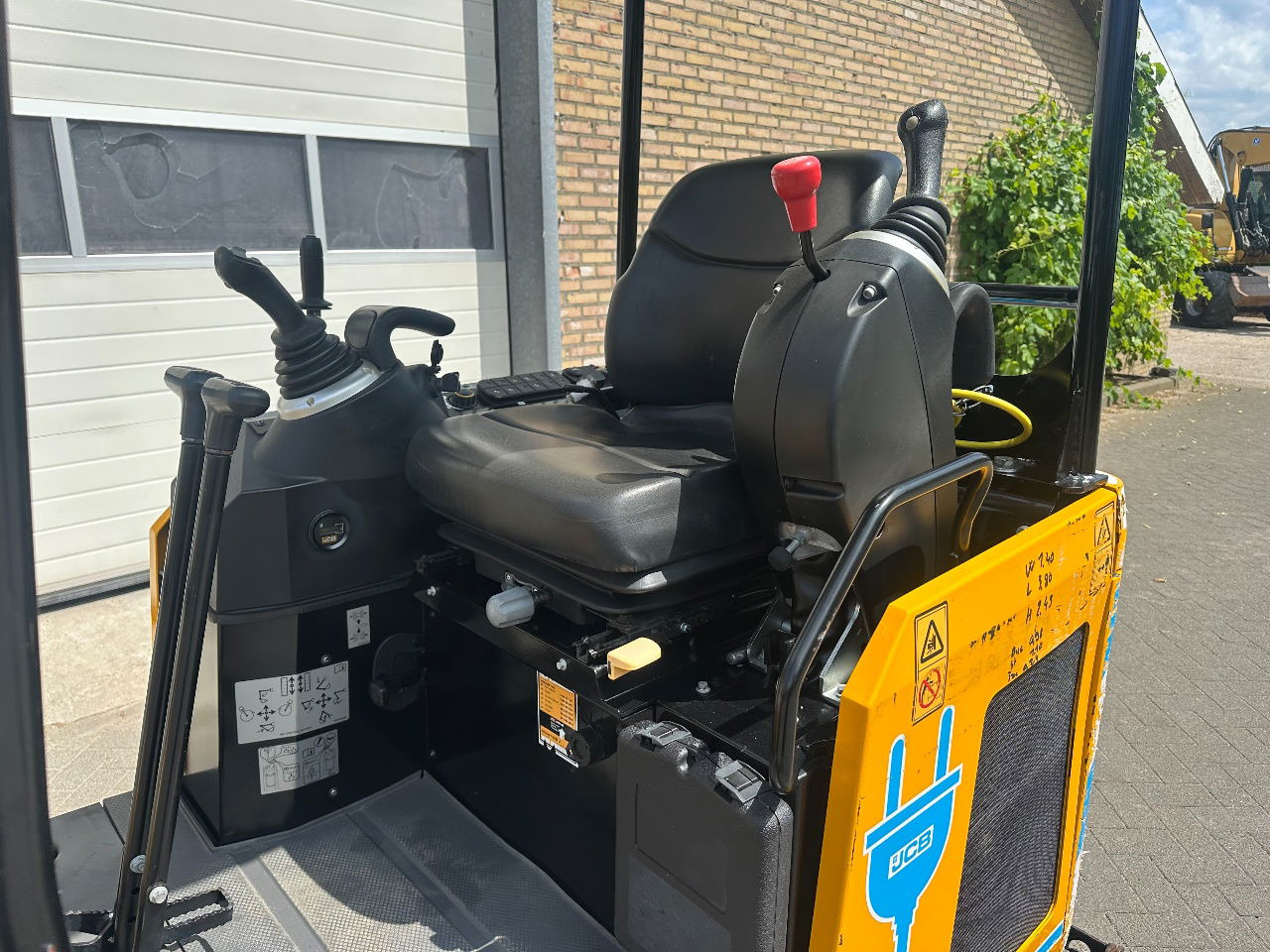 JCB 19c-1 E 100 elektrisch - Miniescavatore: foto 5 JCB 19c-1 E 100 elektrisch - Miniescavatore: foto 5
