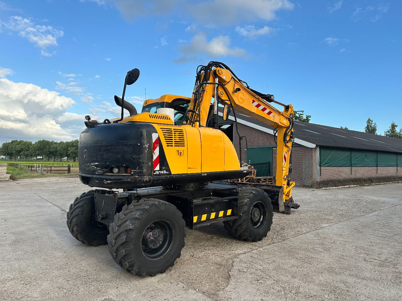 JCB JS145W - Escavatore gommato: foto 5 JCB JS145W - Escavatore gommato: foto 5