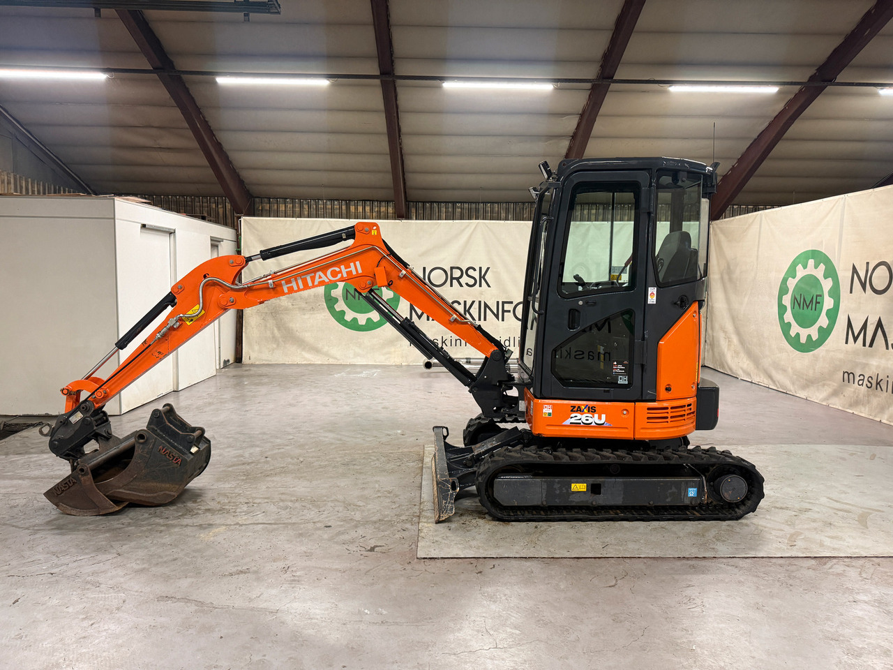 Hitachi ZX26U-6 - Miniescavatore: foto 2 Hitachi ZX26U-6 - Miniescavatore: foto 2