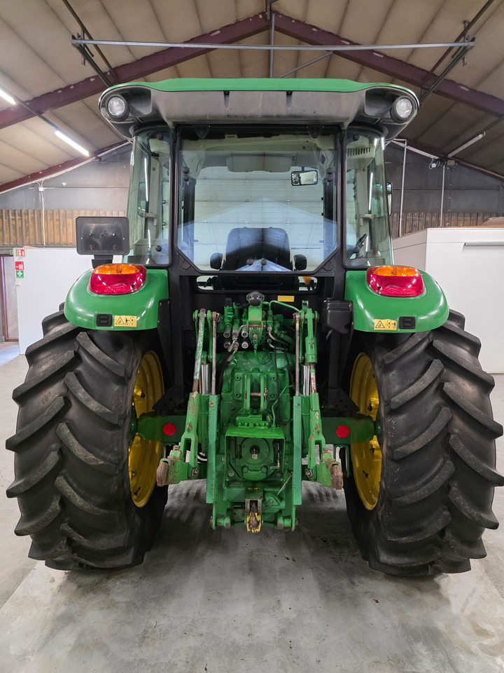 John Deere 5720 - Trattore: foto 3 John Deere 5720 - Trattore: foto 3