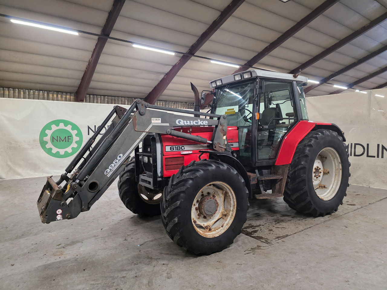 Massey Ferguson 6180 - Trattore: foto 1 Massey Ferguson 6180 - Trattore: foto 1