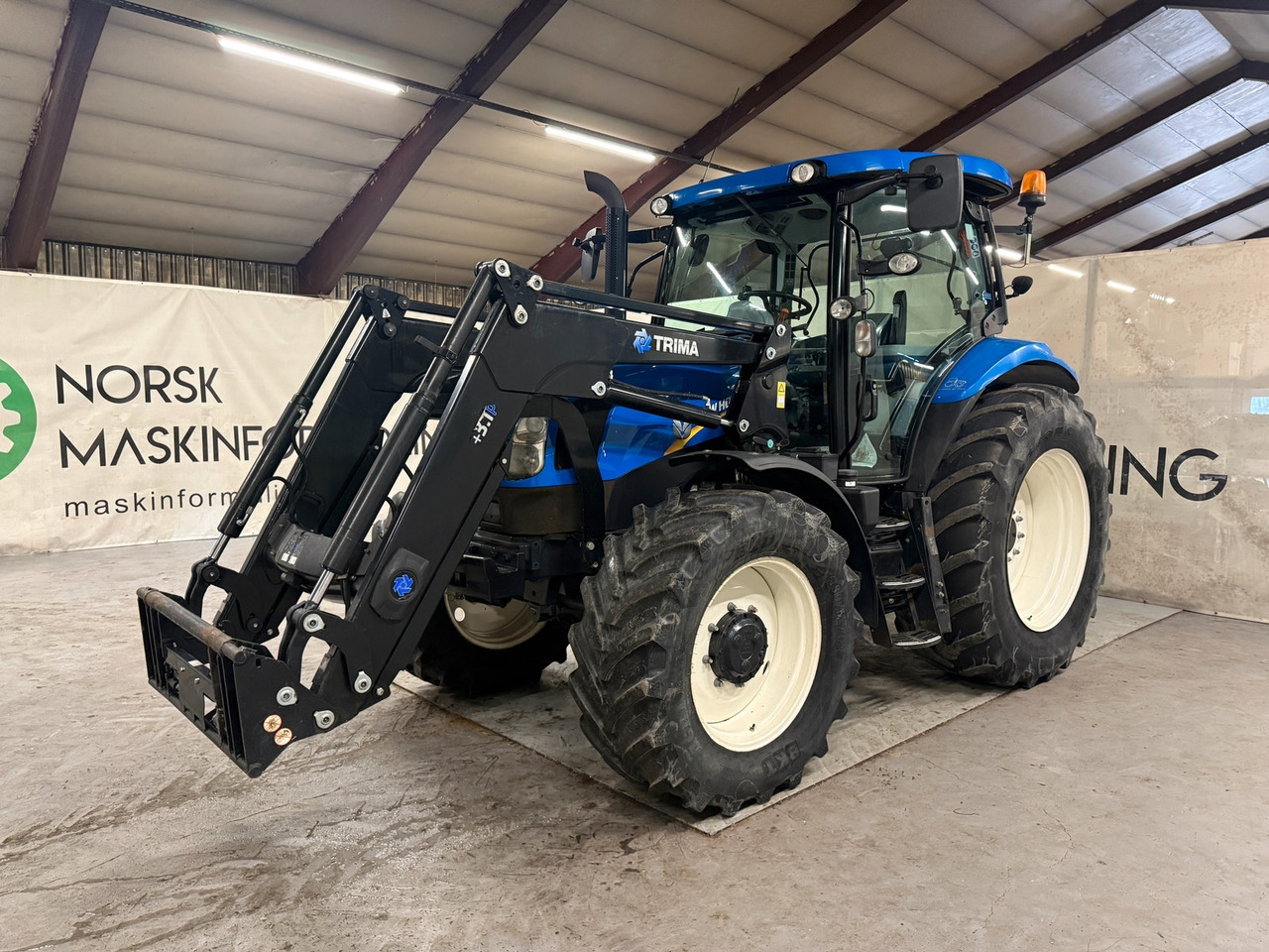 New Holland T6.140 EC - Trattore: foto 1 New Holland T6.140 EC - Trattore: foto 1