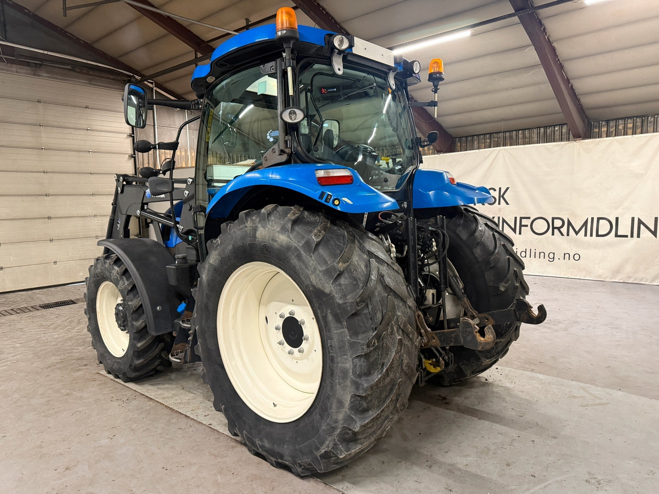 New Holland T6.140 EC - Trattore: foto 3 New Holland T6.140 EC - Trattore: foto 3