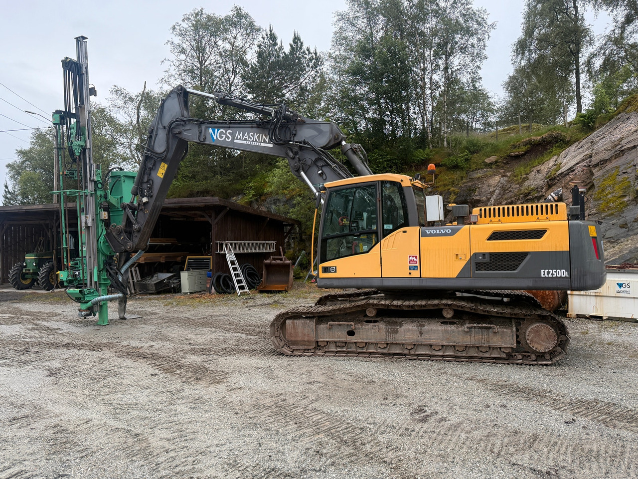 Volvo EC250DL med Montabert tårn - Escavatore cingolato: foto 3 Volvo EC250DL med Montabert tårn - Escavatore cingolato: foto 3