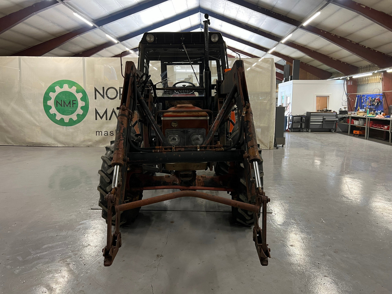 Zetor 7045 (Redusert moms) - Trattore: foto 4 Zetor 7045 (Redusert moms) - Trattore: foto 4