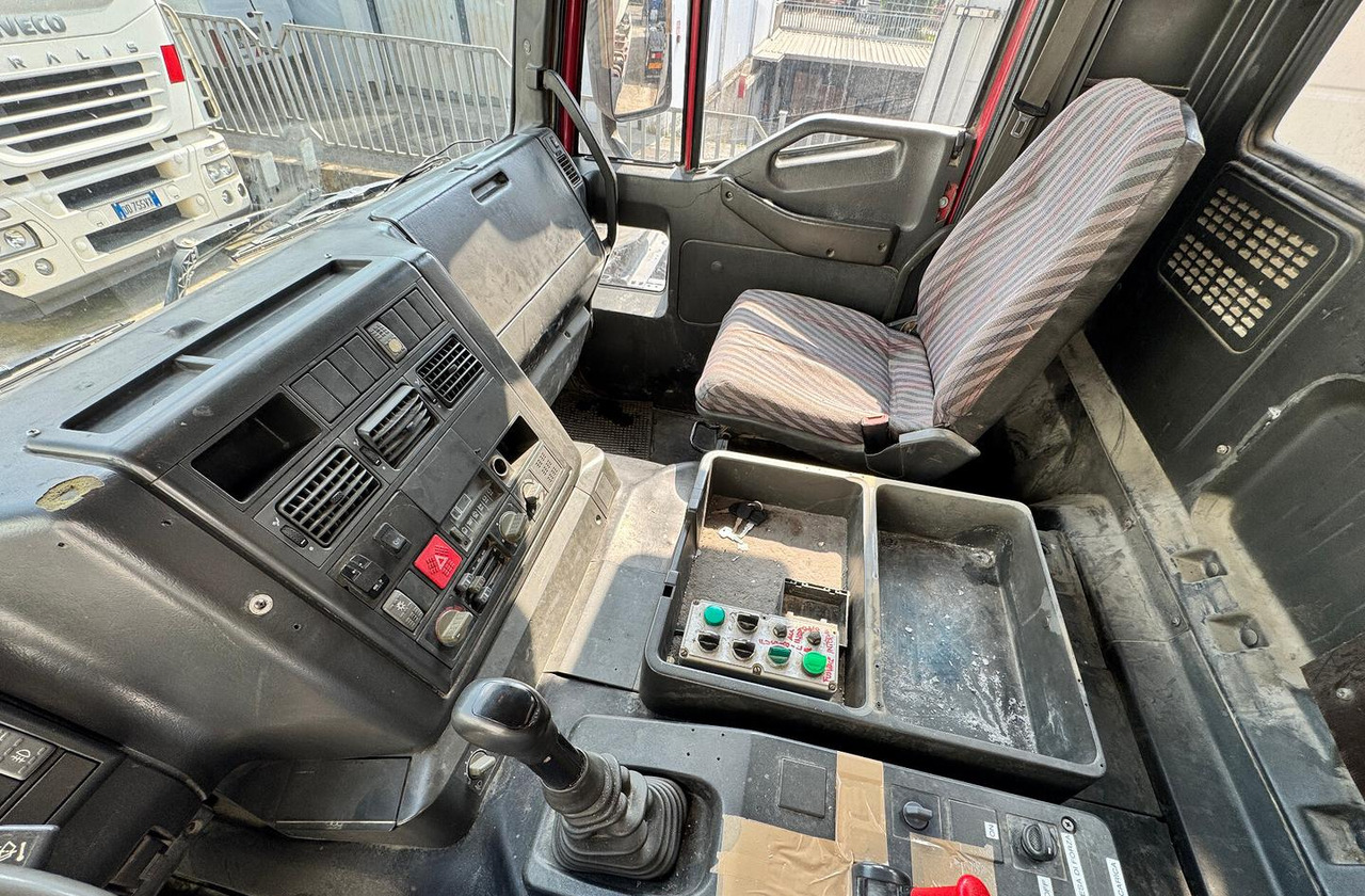 BETONIERA IVECO 410E42 8X4 - Autobetoniera: foto 5 BETONIERA IVECO 410E42 8X4 - Autobetoniera: foto 5